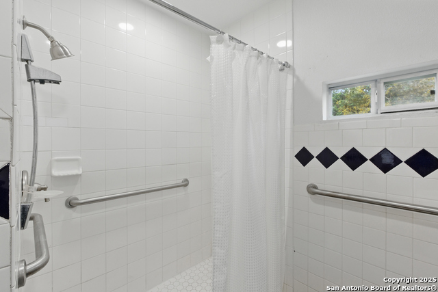 Listing photo id 11 for 315 Morrill