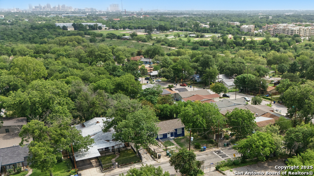 Listing photo id 14 for 315 Morrill