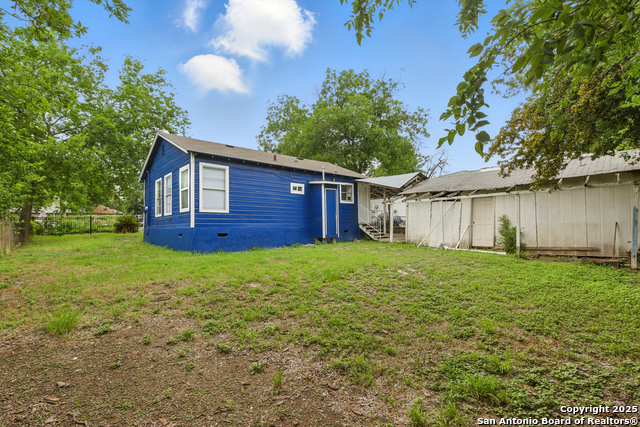 Listing photo id 21 for 315 Morrill