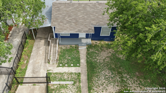 Listing photo id 24 for 315 Morrill