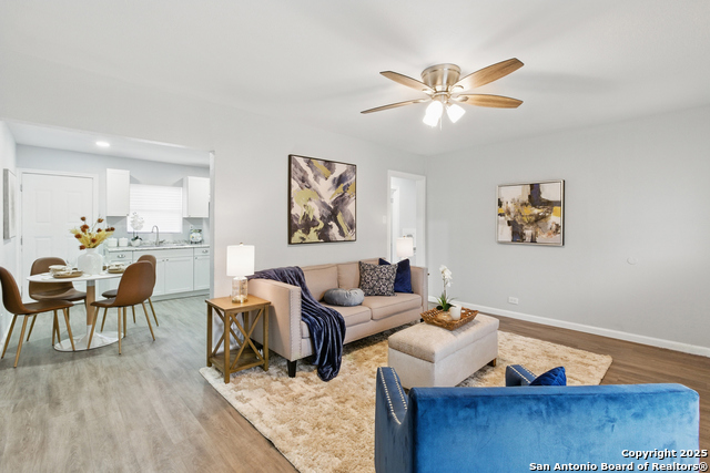 Listing photo id 2 for 315 Morrill