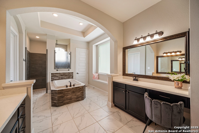 Listing photo id 14 for 8283 Apache