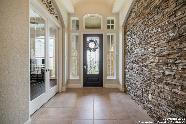 Listing photo id 3 for 8283 Apache