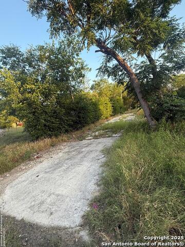 Listing photo id 1 for 2332 Rivas