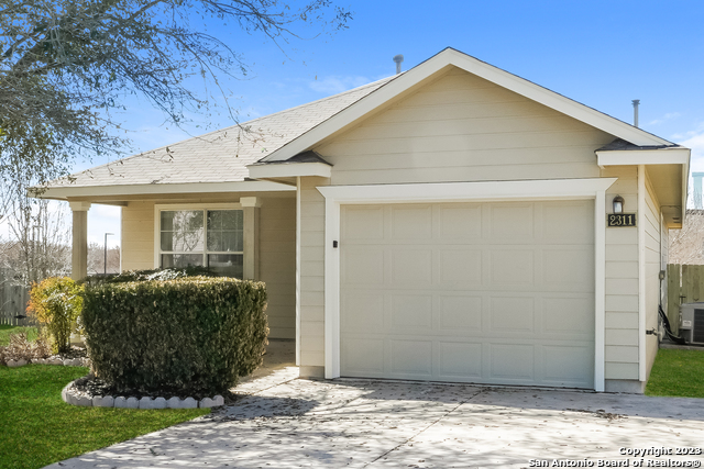 Image 2 of 16 For 2311 Camberly