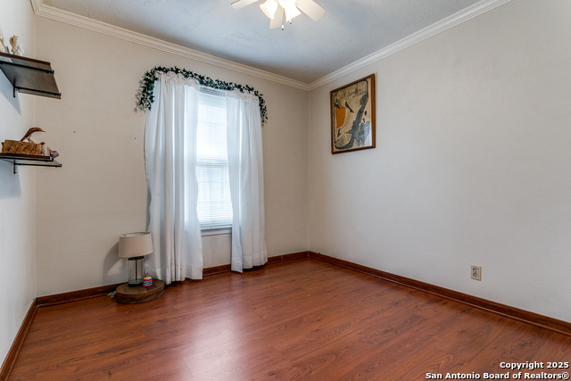 Listing photo id 16 for 1919 Arroya Vista