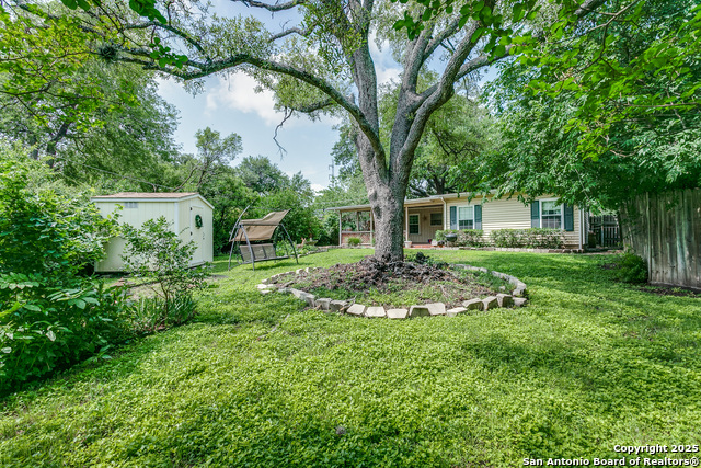 Listing photo id 20 for 1919 Arroya Vista