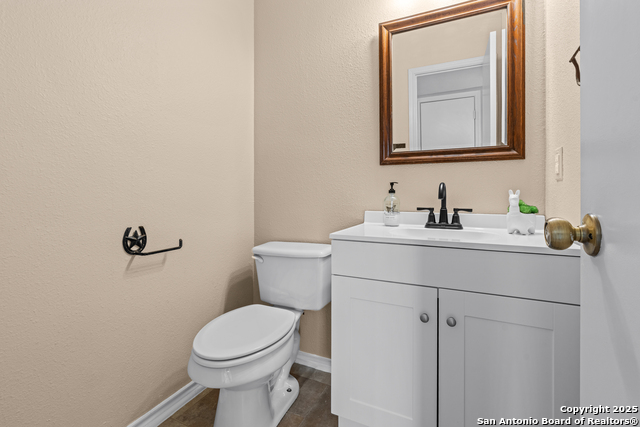 Listing photo id 10 for 7034 Horizon Peak