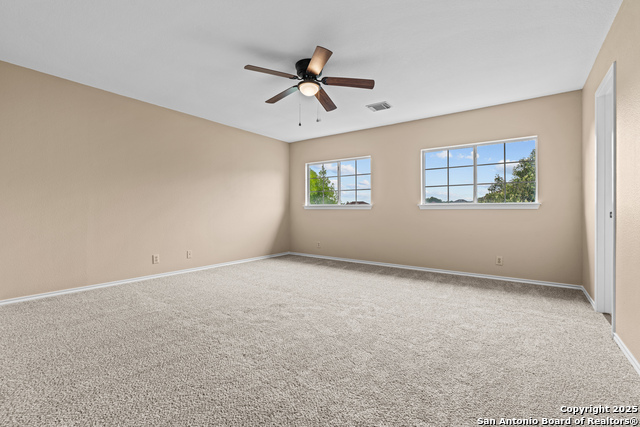 Listing photo id 16 for 7034 Horizon Peak