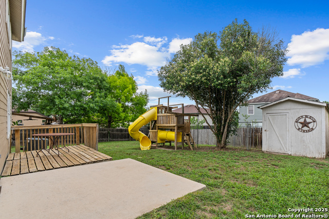 Listing photo id 21 for 7034 Horizon Peak