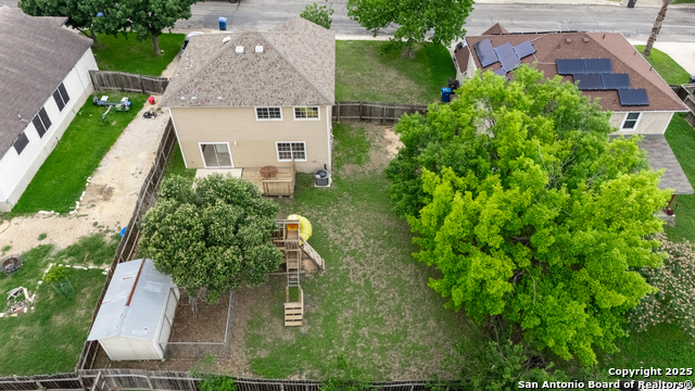 Listing photo id 25 for 7034 Horizon Peak