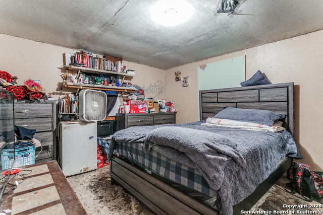 Listing photo id 14 for 415 Wilcox Ave