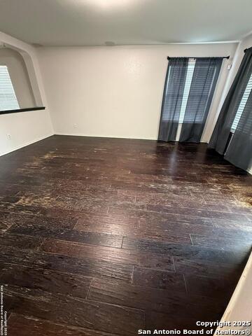 Listing photo id 9 for 6862 Cutting