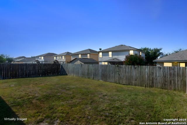 Listing photo id 2 for 6862 Cutting