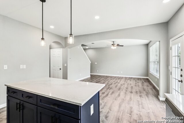 Listing photo id 11 for 9427 Copper Mist