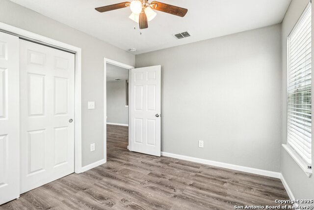 Listing photo id 25 for 9427 Copper Mist