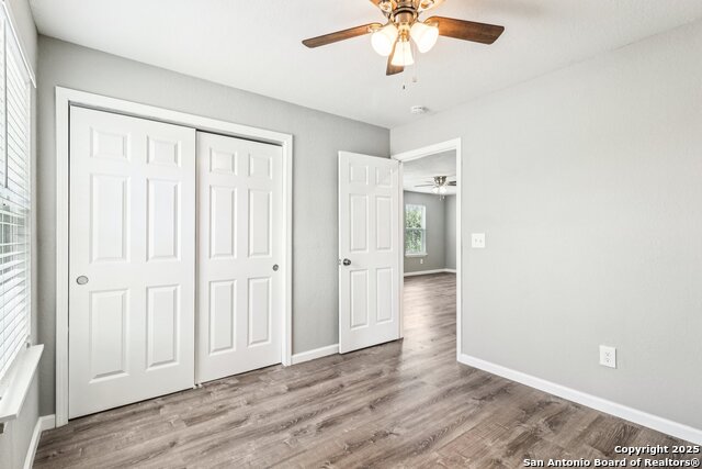 Listing photo id 29 for 9427 Copper Mist