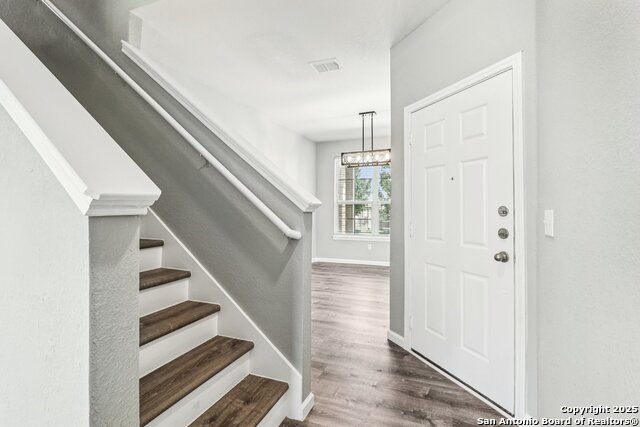 Listing photo id 5 for 9427 Copper Mist