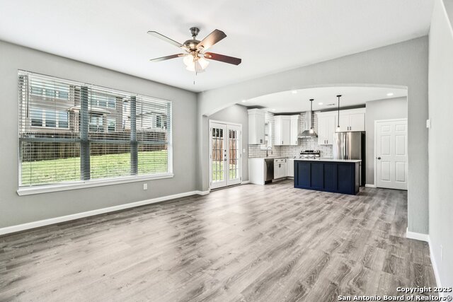 Listing photo id 7 for 9427 Copper Mist