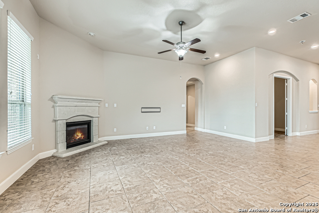 Image 11 of 50 For 32241 Tamarind