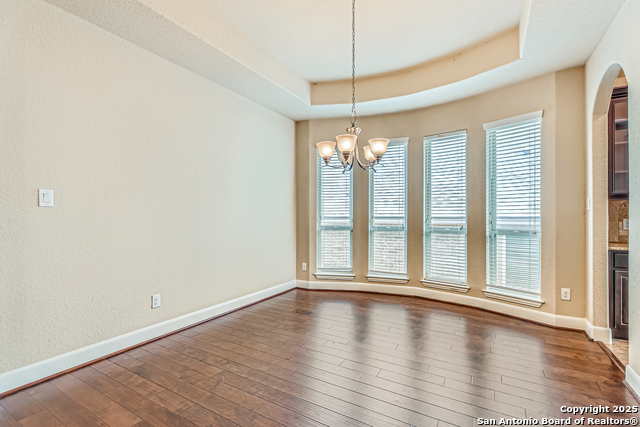 Image 14 of 50 For 32241 Tamarind