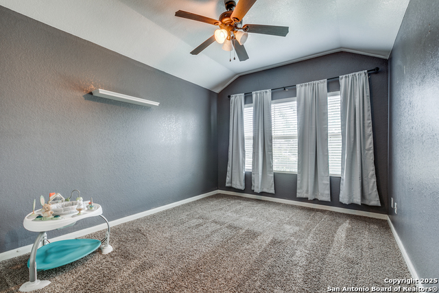 Listing photo id 17 for 7103 Republic Parkway