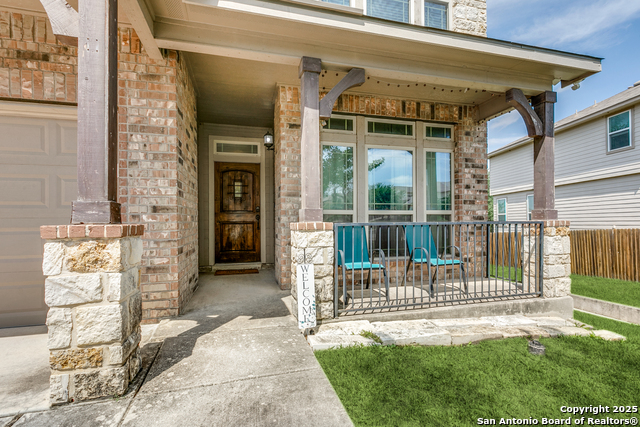 Listing photo id 1 for 7103 Republic Parkway