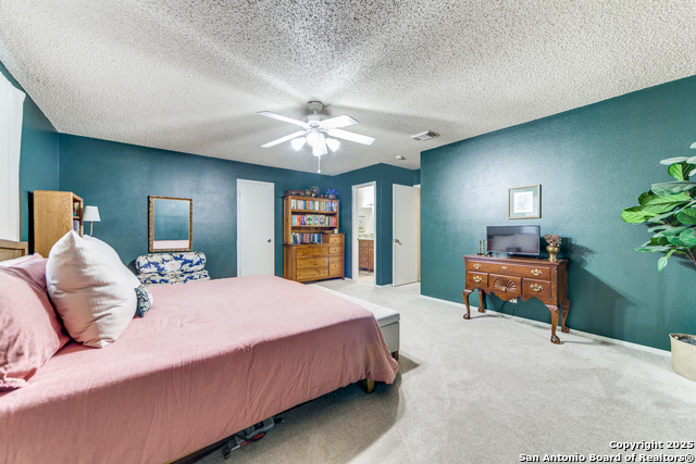 Listing photo id 15 for 9515 Wicklow