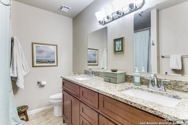 Listing photo id 16 for 9515 Wicklow