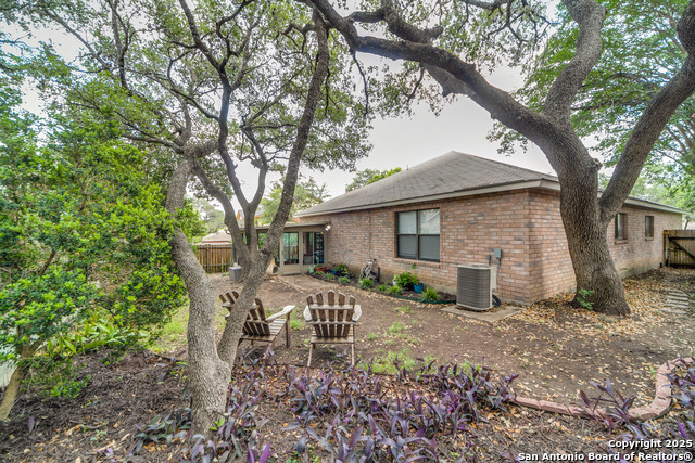Listing photo id 23 for 9515 Wicklow