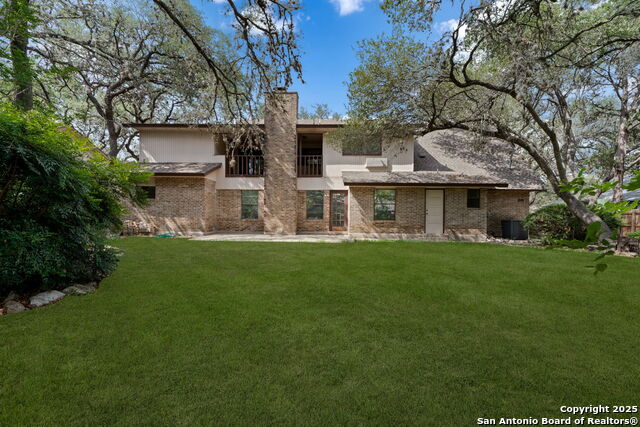 Listing photo id 39 for 2822 Low Oak