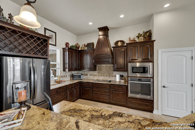 Listing photo id 0 for 108 Westfield