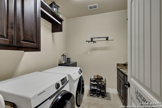 Listing photo id 27 for 108 Westfield