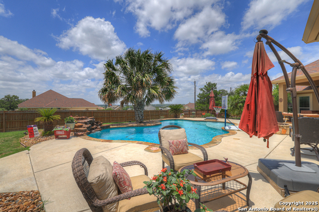 Listing photo id 33 for 108 Westfield