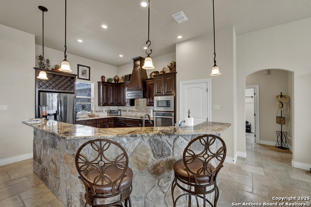 Listing photo id 2 for 108 Westfield