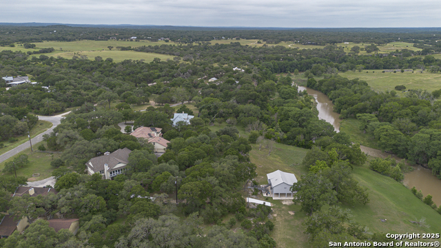 Listing photo id 39 for 1245 Phantom Rider Trail