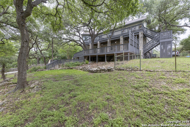 Listing photo id 3 for 1245 Phantom Rider Trail