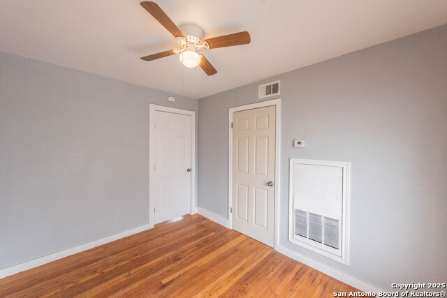 Image 10 of 24 For 2331 Cincinnati Ave  1