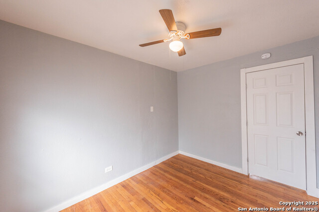 Image 9 of 24 For 2331 Cincinnati Ave  1