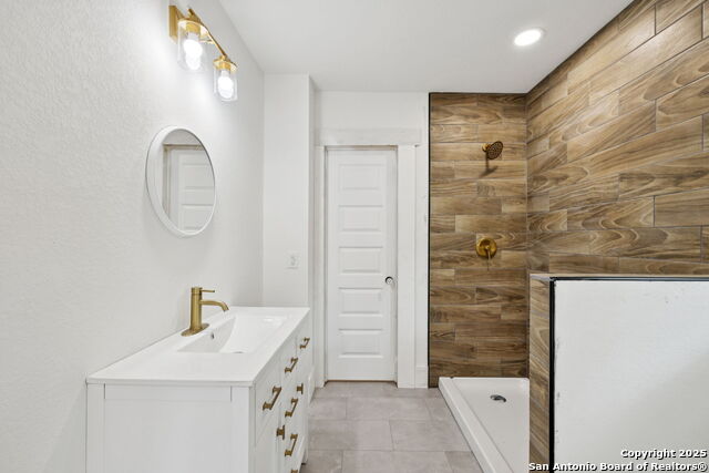 Listing photo id 17 for 233 May Street