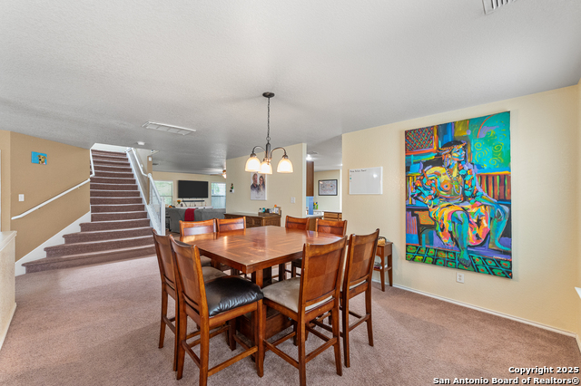 Listing photo id 8 for 6743 Spearwood