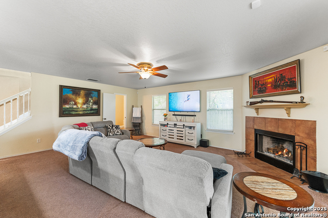 Listing photo id 12 for 6743 Spearwood