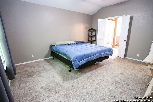 Listing photo id 12 for 7239 Summer Way