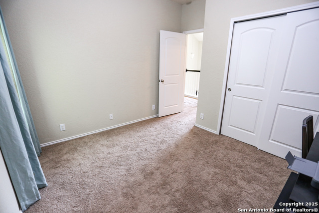 Listing photo id 13 for 7239 Summer Way
