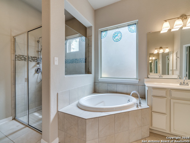 Listing photo id 14 for 306 Woods Of Boerne
