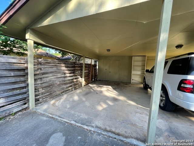 Image 12 of 20 For 14412 Castlebury