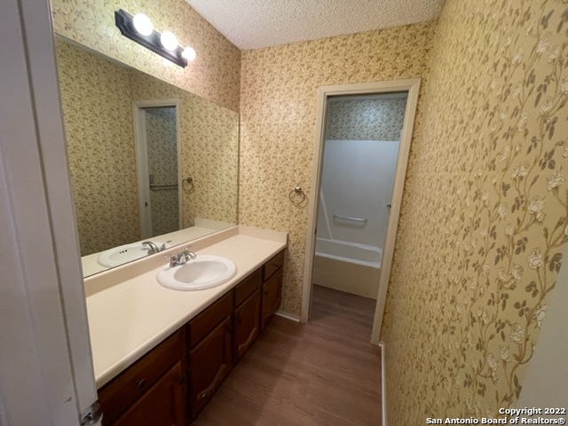 Image 8 of 20 For 14412 Castlebury