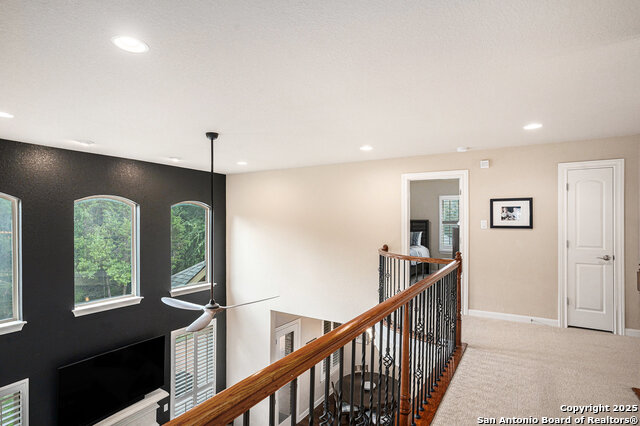 Listing photo id 25 for 2715 Sonata Park