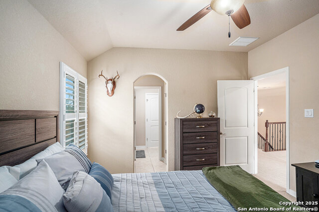 Listing photo id 32 for 2715 Sonata Park