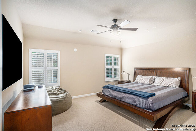 Listing photo id 33 for 2715 Sonata Park